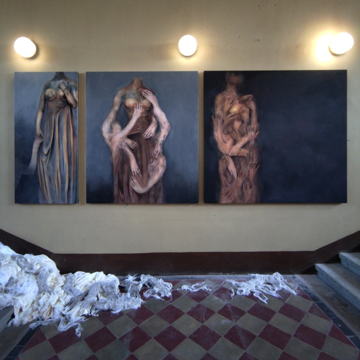 Hands are suffocating me and I can't leave by Katrīna Gržibovska