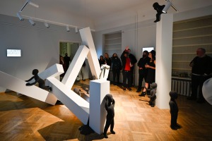 Art-Tonic-talveoksjon-20-21